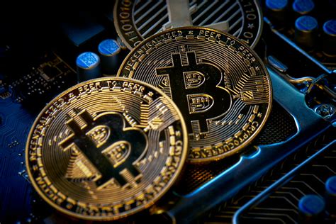 Bitcoin: What is industry standard solution for trustless self custody?
